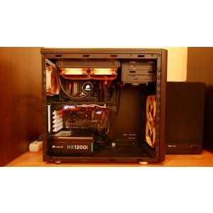 Corsair H105 in carcasa Fractal Design Arc Midi R2