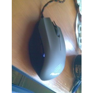 "inspirat" de  razer orochi :)