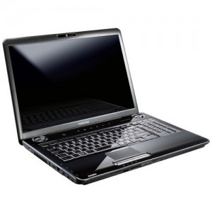 Laptop Toshiba Satellite P300-1E9 Core 2 Duo T5800 2GHz Vista Home