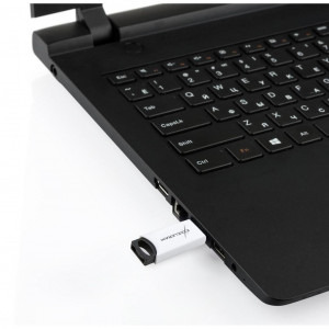 Exceleram H2 16GB USB 2.0 Black/White