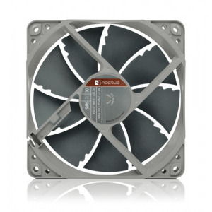 Noctua NF-P12 redux 1300 PWM