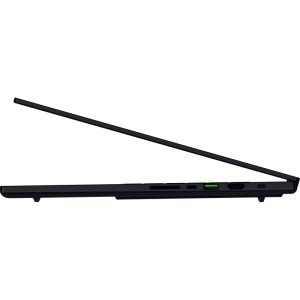 Razer Gaming 16'' Blade 16, QHD+ OLED 240Hz, Procesor AMD Ryzen™ AI 9 365 (24M Cache, up to 5.0 GHz), 32GB LPDDR5X, 1TB SSD, GeForce RTX 5070 8GB, Win 11 Home, Black