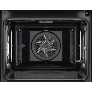 Electrolux EOB8S39H, Electric, 70 L, Autocuratare cu abur, SteamBoost, Control touch, Grill, Timer, Clasa A++, Negru