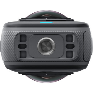 Insta360 X5 Midnight Black Starter Bundle
