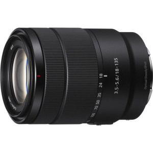 Sony Alpha 6400 Body Black + Obiectiv E 18-135 mm f/3.5-5.6 OSS