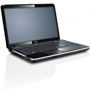 Fujitsu Lifebook AH531 Core i5 2450M 2.5GHz 4GB 500GB HD 3000 Black