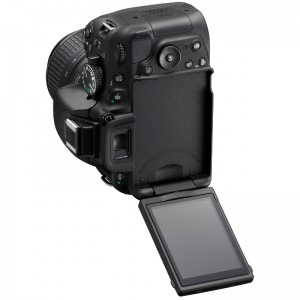 Nikon D5200 negru + obiectiv AF-S DX Nikkor 18-55mm f/3.5-5.6G VR