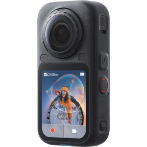 Insta360 X6 Midnight Black Essentials Bundle