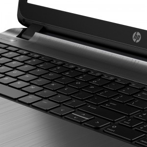 HP 15.6'' Probook 450 G2, HD, Procesor Intel® Core™ i3-4030U (3M Cache, 1.90 GHz), 4GB, 500GB, Radeon R5 M255 1GB, FreeDos, Metalic Silver, Geanta inclusa