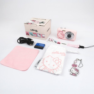 YASHICA DZ-100 (Hello Kitty) Pink
