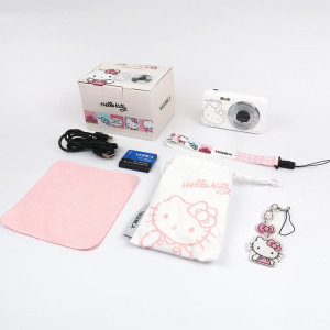 YASHICA DZ-100 (Hello Kitty) White