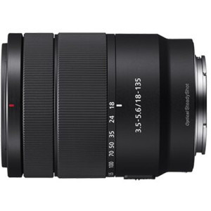 Sony Alpha 6400 Body Black + Obiectiv E 18-135 mm f/3.5-5.6 OSS