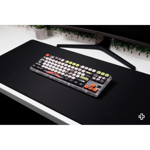 QwertyKey Black Clasic