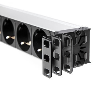 SALICRU SPS 8F PDU 8x Schuko