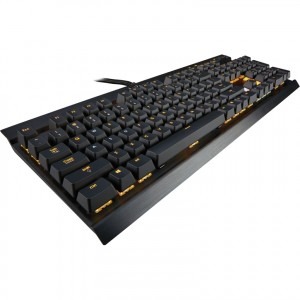 Corsair K70 - RGB LED - Cherry MX Red - Layout EU Mecanica
