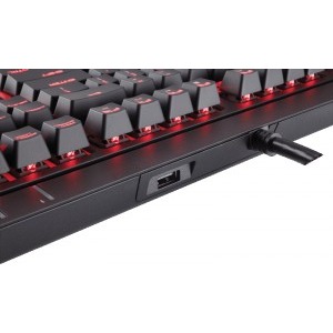 Corsair STRAFE - Red LED - Cherry MX Red - Layout US Mecanica