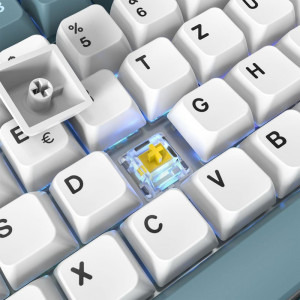Montech MKey Freedom RGB Gateron G Pro 2.0 Yellow Mecanica
