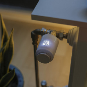 Hama Control incalzire WLAN, 2 termostate inteligente pentru radiatoare + Hub control central