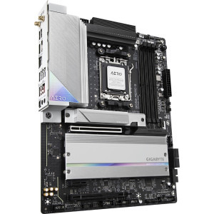 GIGABYTE B650 AERO G