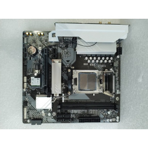 Placa de baza GIGABYTE B650M GAMING WIFI6E